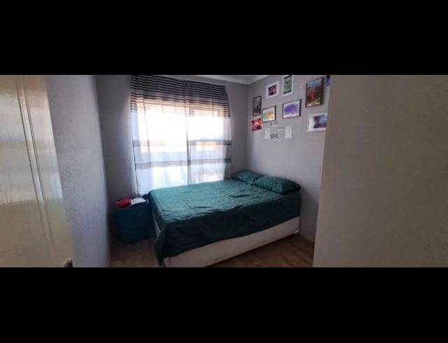 3 BEDROOM FREEHOLD FOR SALE IN SOUTHDOWNS ESTATE